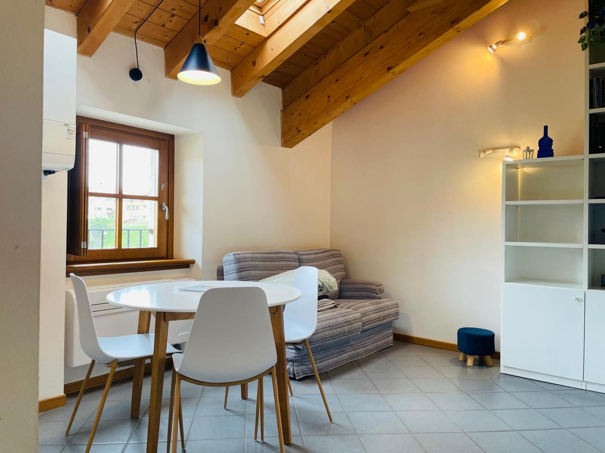 Blue Lake Apartment 20M From The Lake With Box Colico Exterior foto